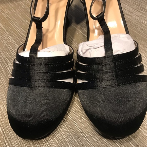 💄💃🏽 Ellie Satin Dance Shoes - Picture 7 of 8